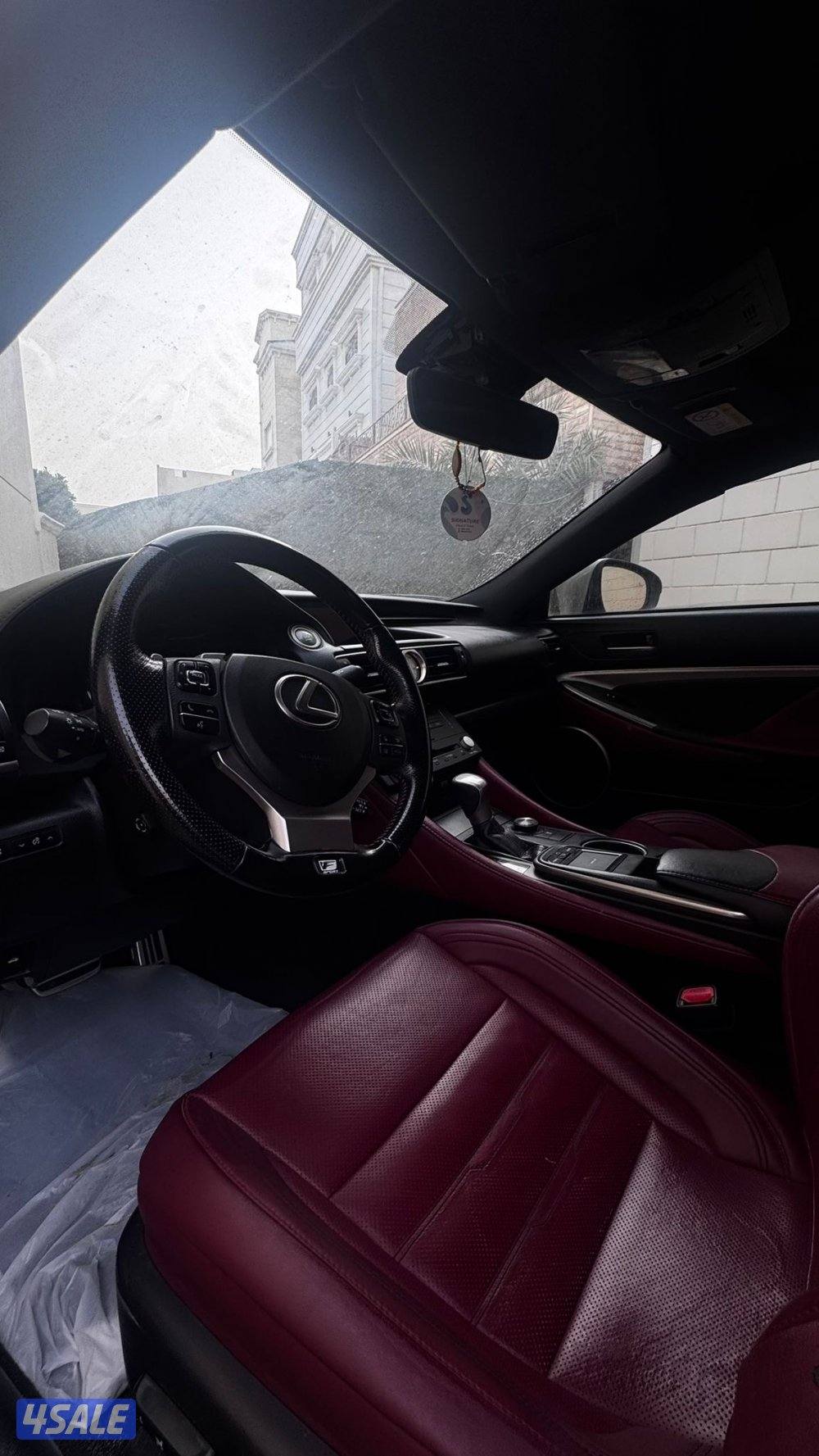 للبيع لكزس RC F م4