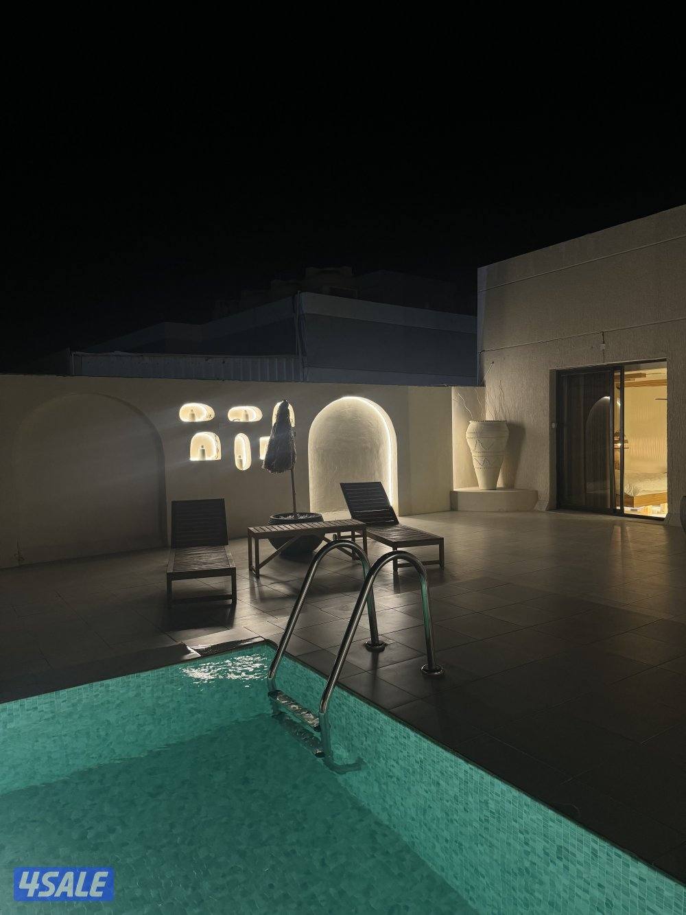 متوفر العيد .. شاليه روف vip8