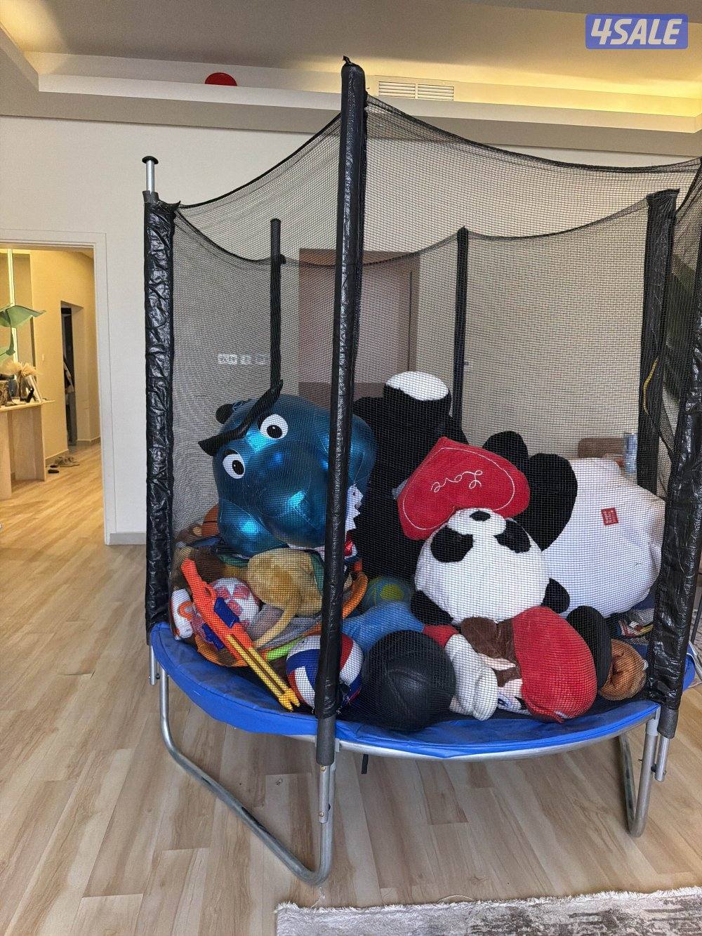 ترامبولين للبيع بحالة ممتازة0