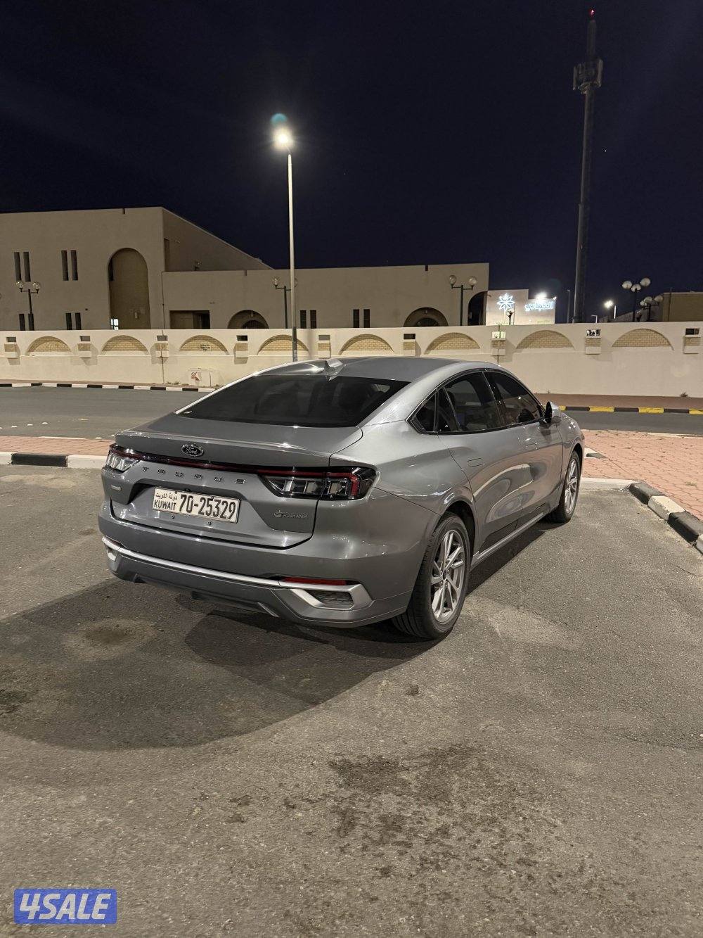 للبيع تورس ٢٠٢٣3