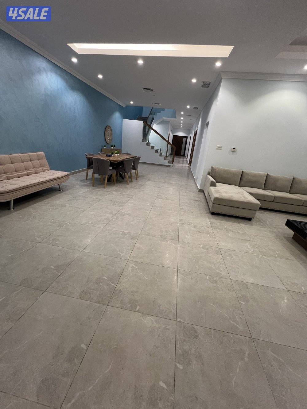 تأجير شاليهات  5 غرف نوم و مسبح كل  شاليه مستقل برايفت7