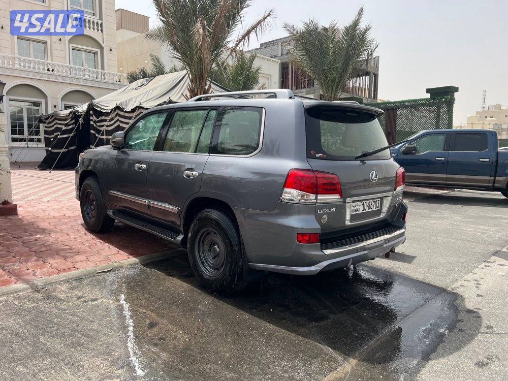 للبيع لكزس موديل ٢٠١٢2