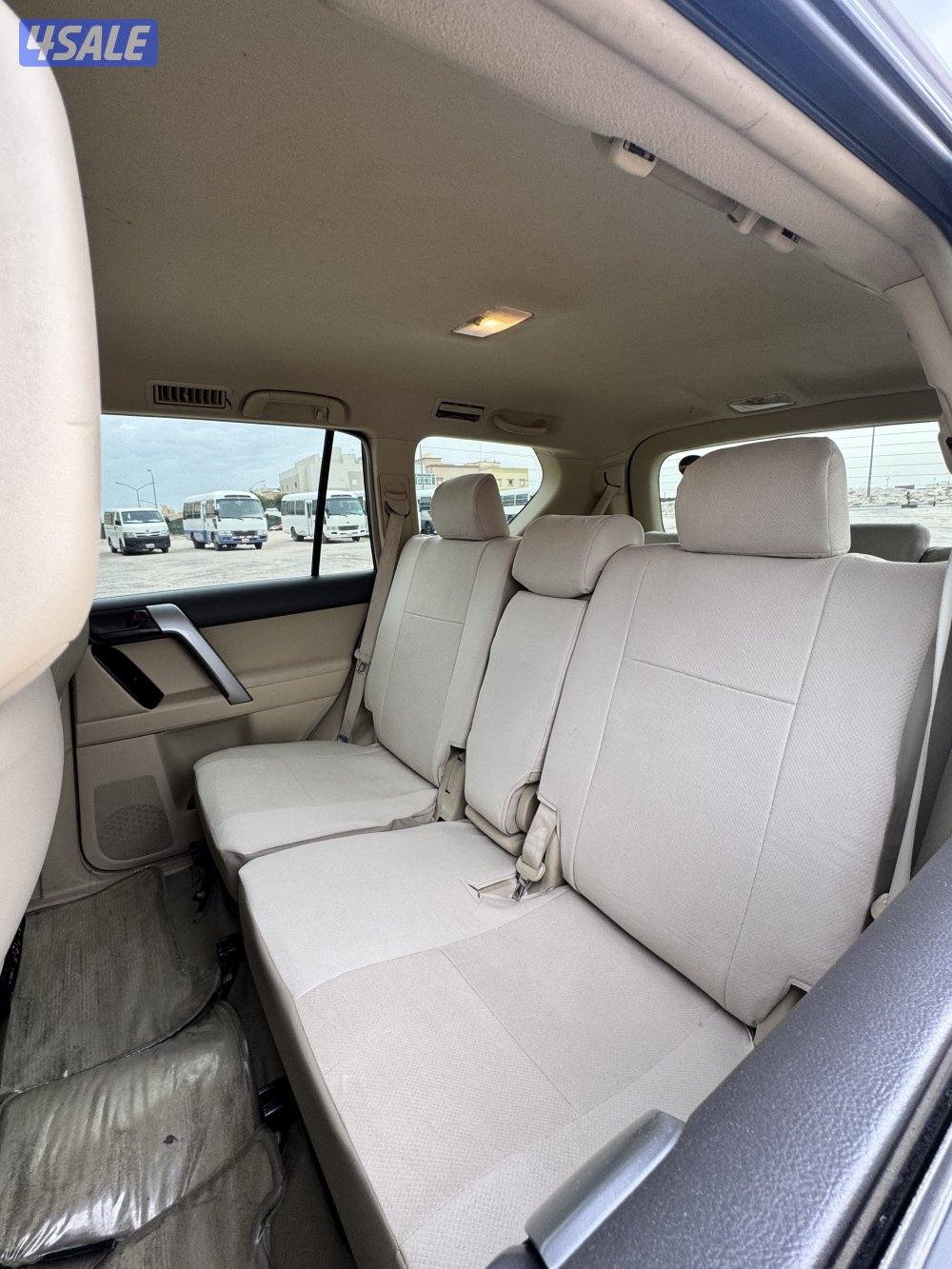 TOYOTA PRADO 2014 TXL SILVER | FULL DEALERSHIP SERVICE HISTORY |15