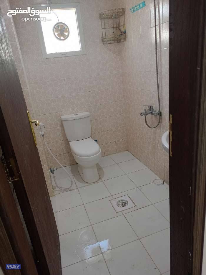 شقق للإيجار غرفه وصاله حمام ومطبخ عائلات فقط وافدين4