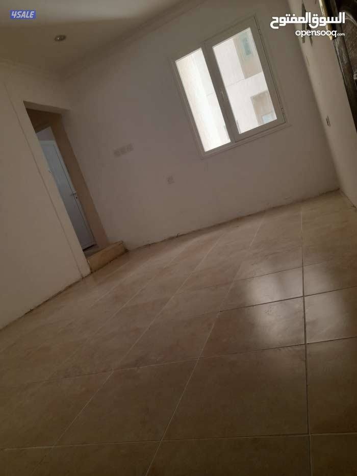 شقق للإيجار غرفه وصاله حمام ومطبخ عائلات فقط وافدين13