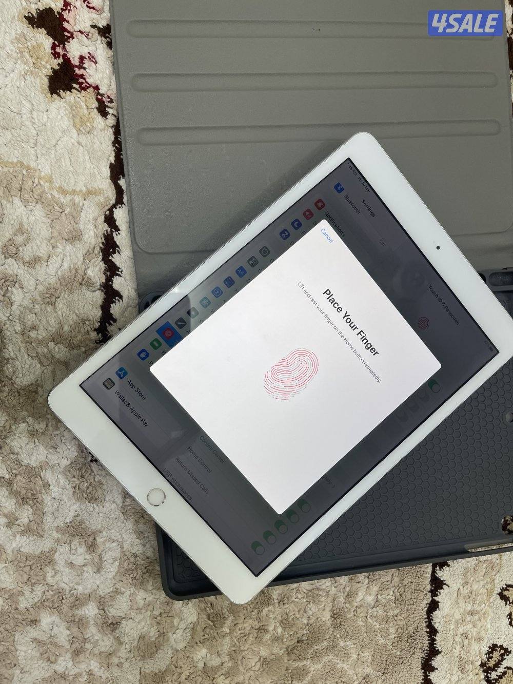 ايباد ابل 8 الثامن 32 قيقا نظيف مو مفتوح ولا مصلح تحديث جديد مع بوك4