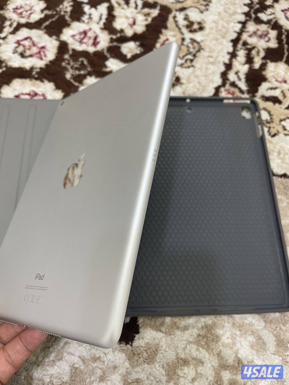 ايباد ابل 8 الثامن 32 قيقا نظيف مو مفتوح ولا مصلح تحديث جديد مع بوك10