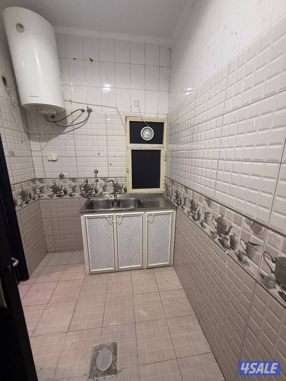 شقق للايجار خلو وفاضي غرفة وصالة ومطبخ وحمام تشطيب سوبر لوكس2