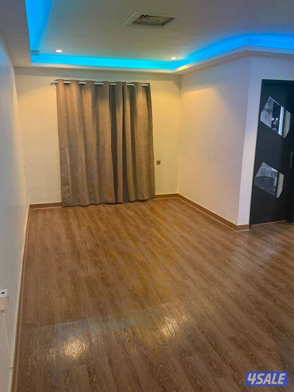 شقق للايجار خلو وفاضي غرفة وصالة ومطبخ وحمام تشطيب سوبر لوكس5