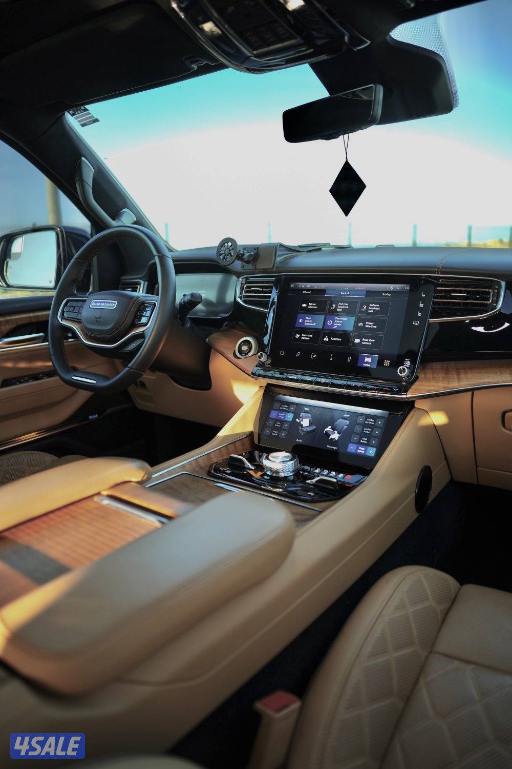 Jeep Grand Wagoneer Series III / 2023 / 34.000KM6