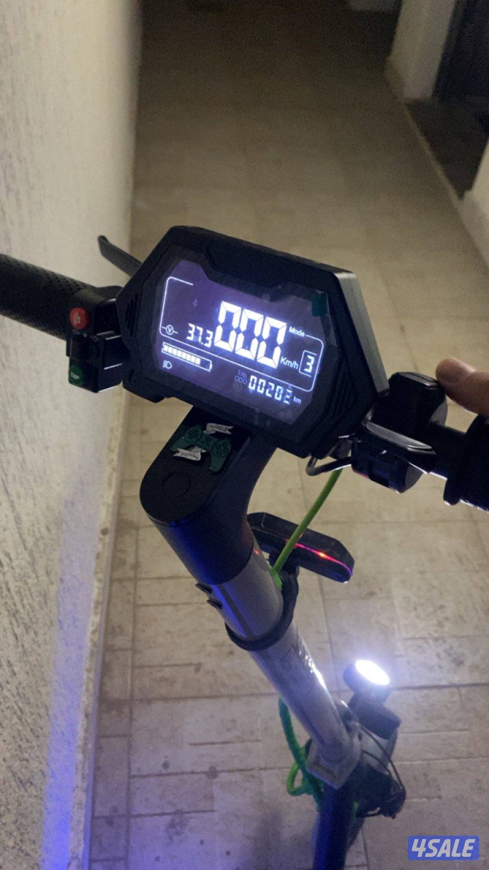 سته تسعه تسعه سته ثلالثه خمسه ثلالثه سته2