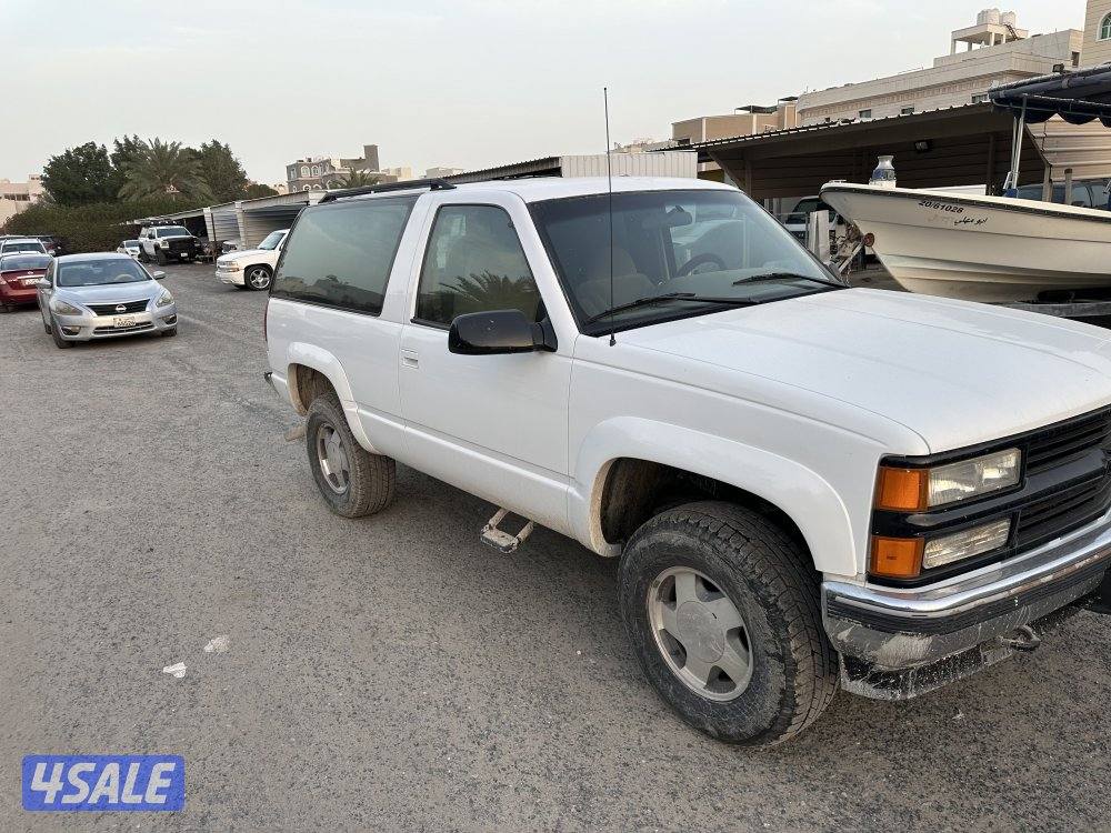 للبيع تاهو باب واحد0