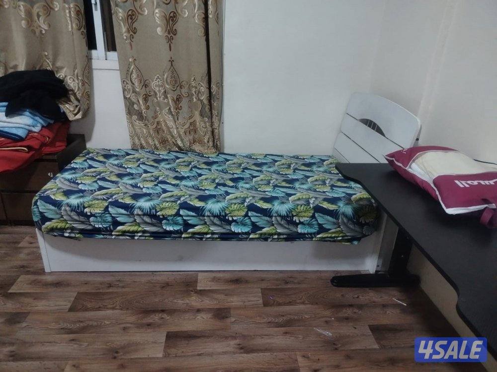 Single bed 🛌 with adjustable length0