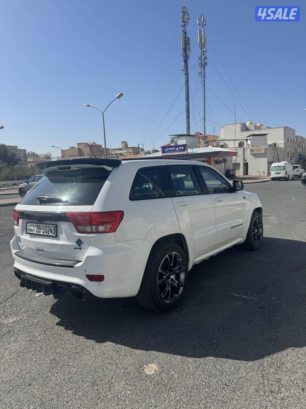 جراند شيروكي srt موديل 2013 شرط الفحص3