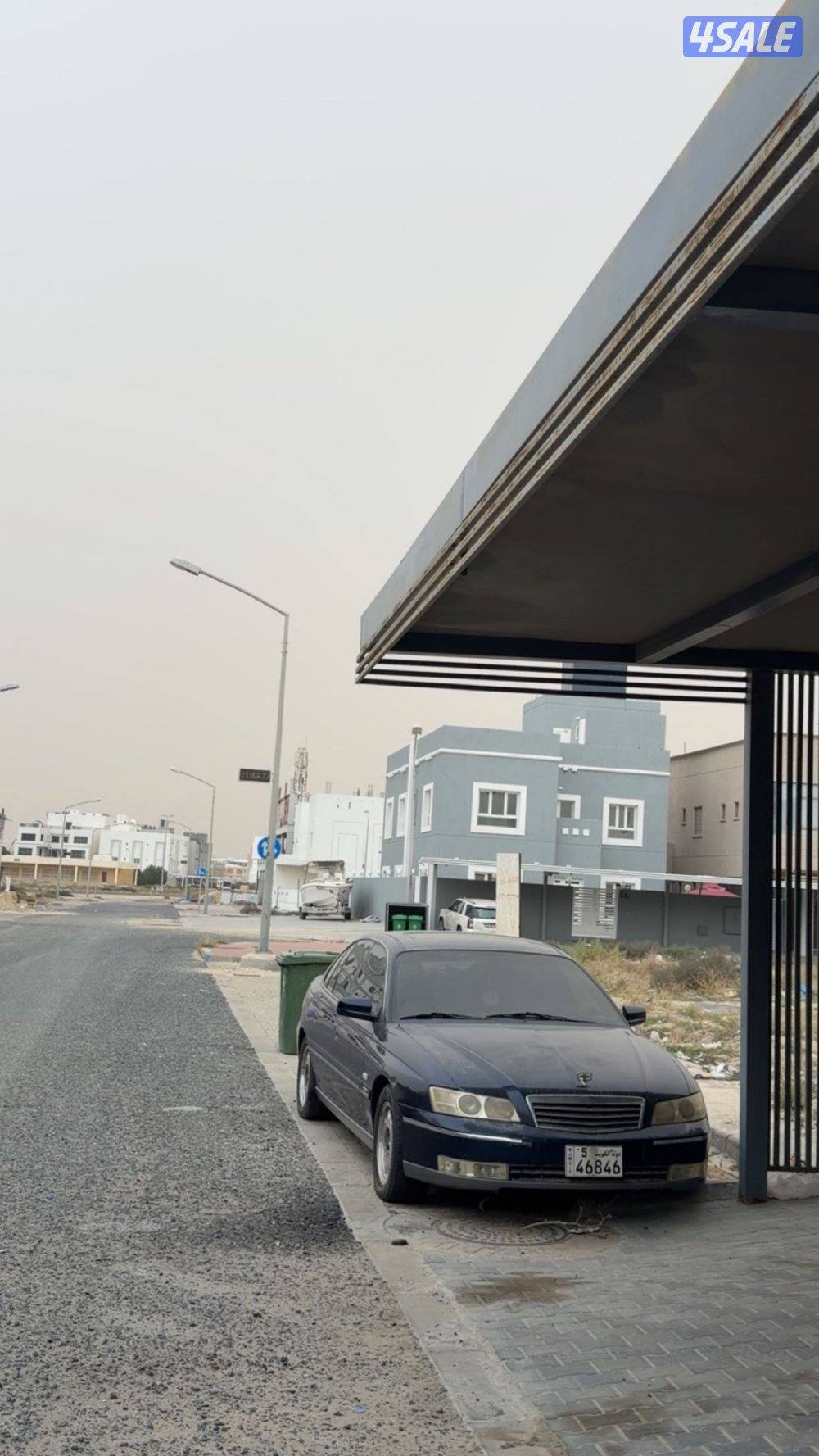 للبيع كابرس رويال موديل ٢٠٠٤ اللون كحلي وارد الكويت1