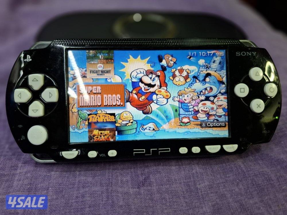 PSP SONY P1000 MODEL.BLACK& WHITE COLOR 8GB SD CARD 50GAMES6