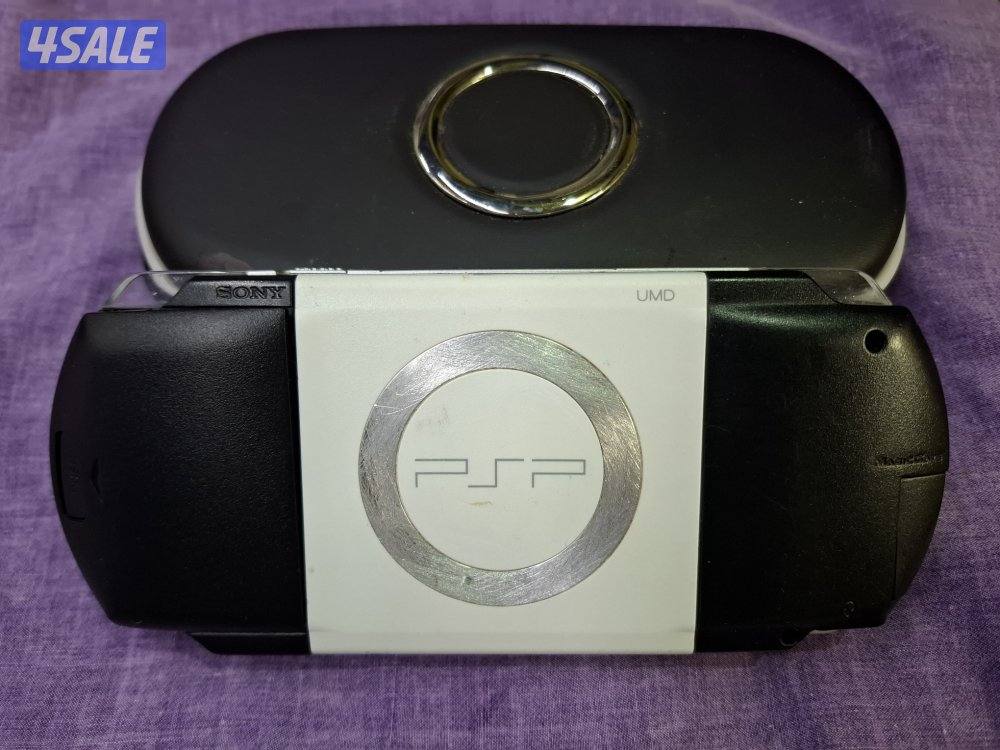 PSP SONY P1000 MODEL.BLACK& WHITE COLOR 8GB SD CARD 50GAMES14