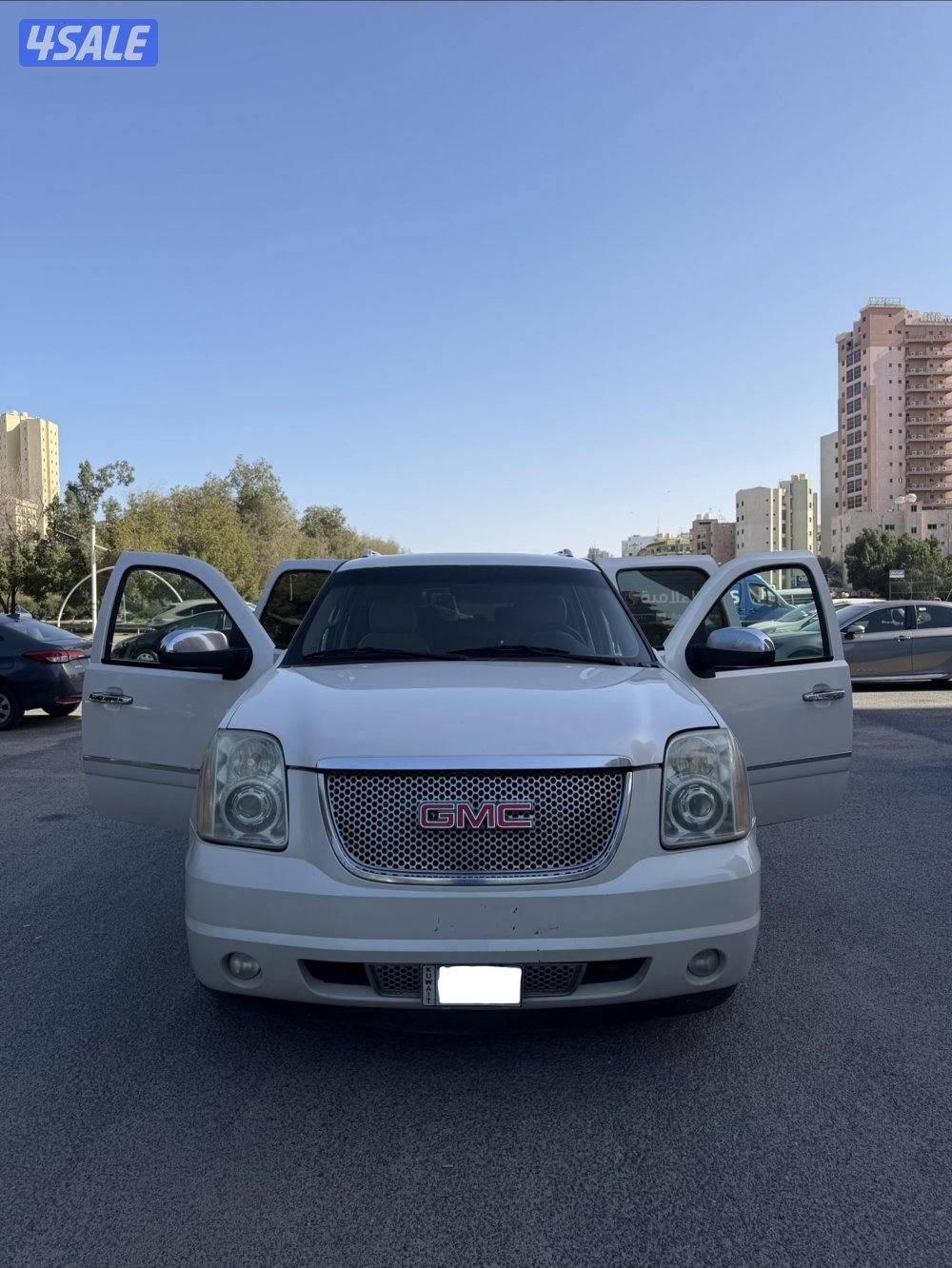 Gmc Yukon Denali XL Polar white1