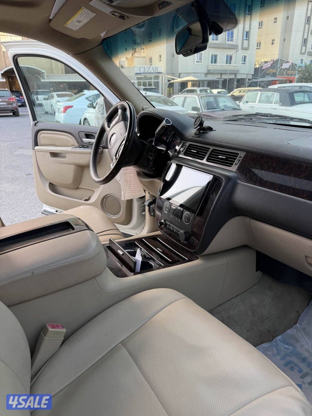 Gmc Yukon Denali XL Polar white6