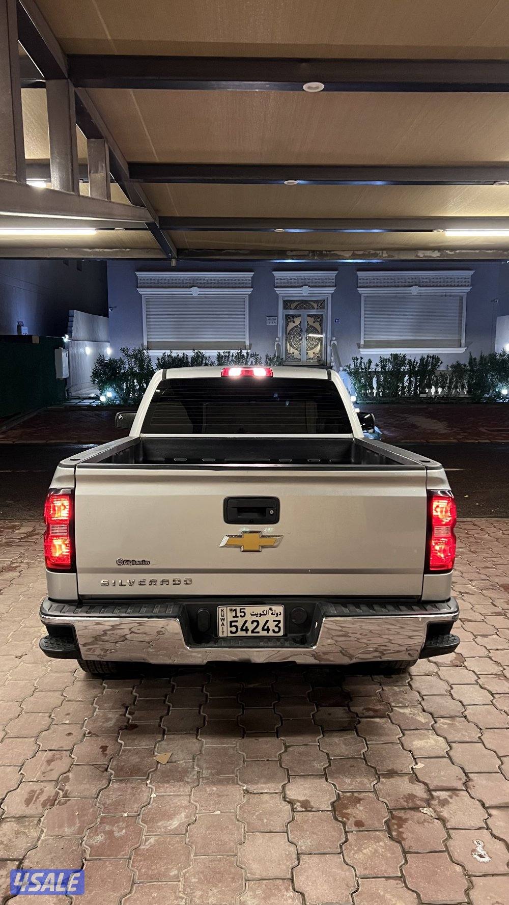 للبيع سلفرادو 20162