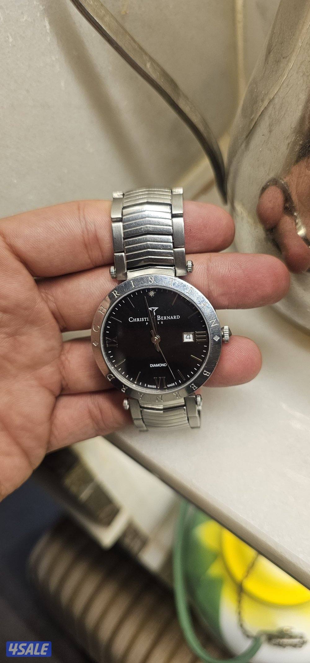 ساعة Christian Bernard،0