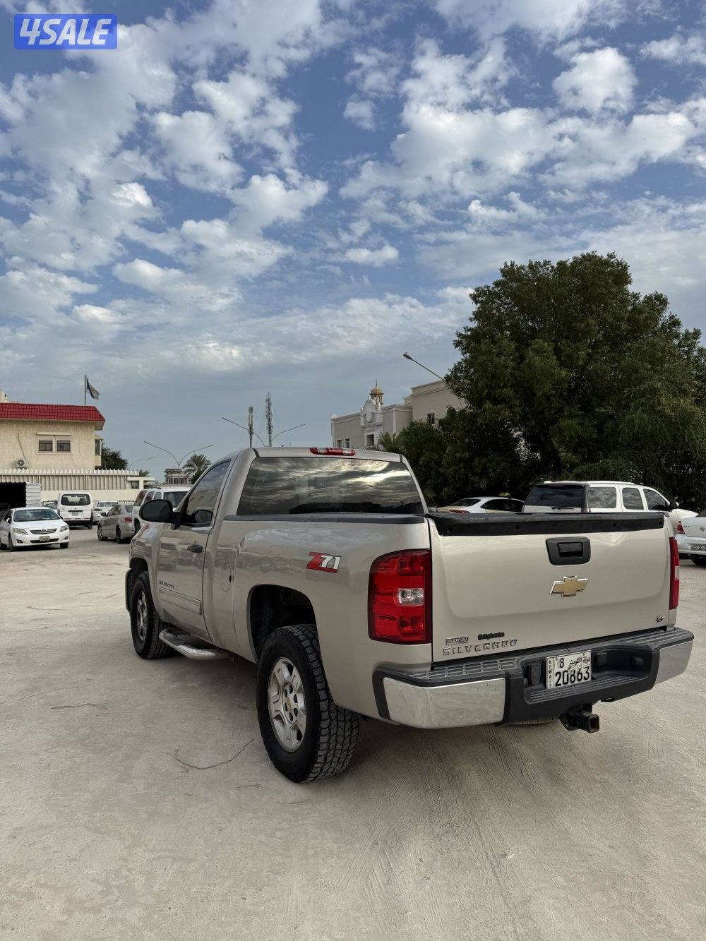 سلفرادو موديل 2009 قير 4 غيار ممشاه 280 الف الموتر مايشكي شرط النضافه2