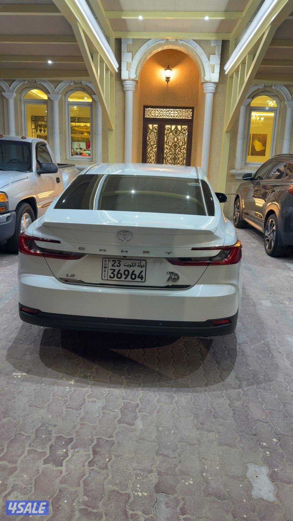 للبيع كامريLE الدرجة الثانية20255