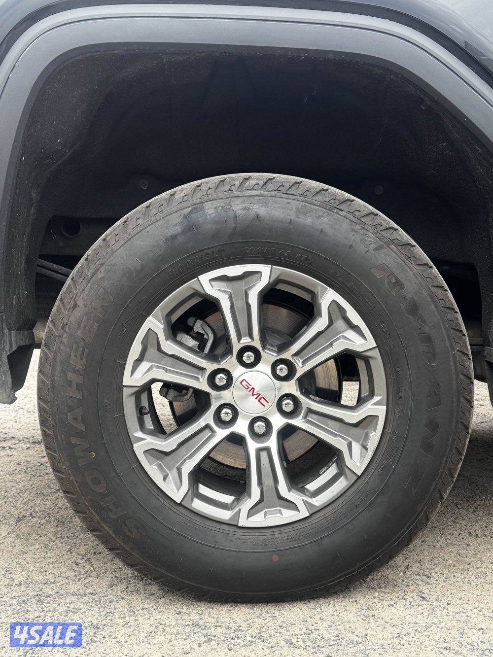 4 شواهين رداينز 900/18  مده استخدام 5 ايام جديده0