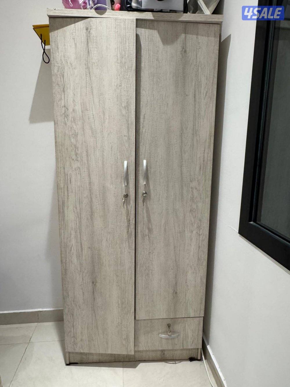 تخت مع خزانة3