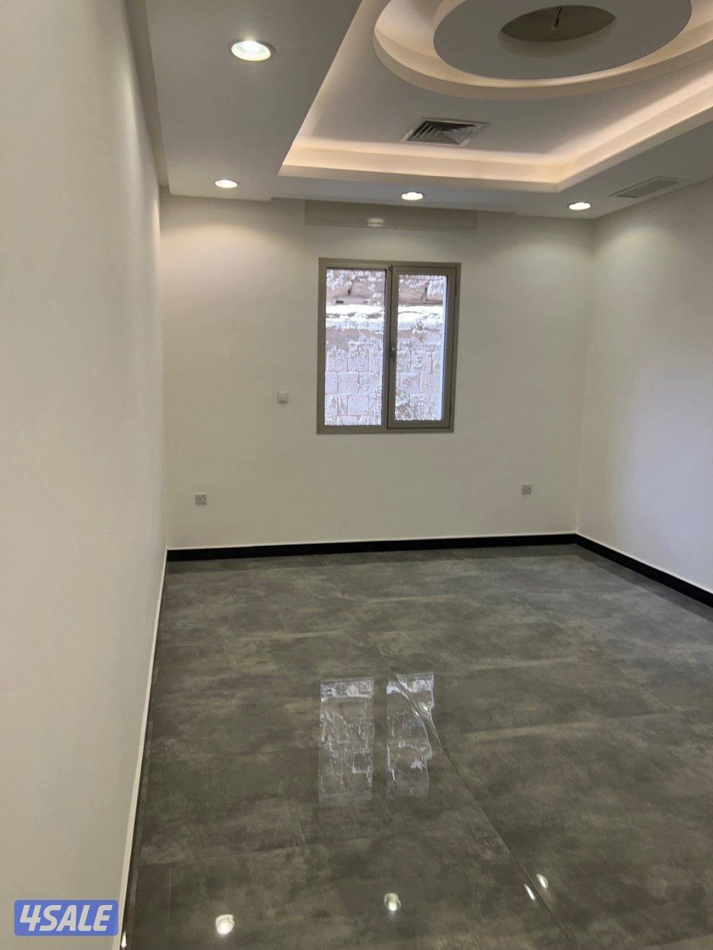 للايجار دور ارضي بالرقه قطعه1 والصباحيه وجابرالعلي1