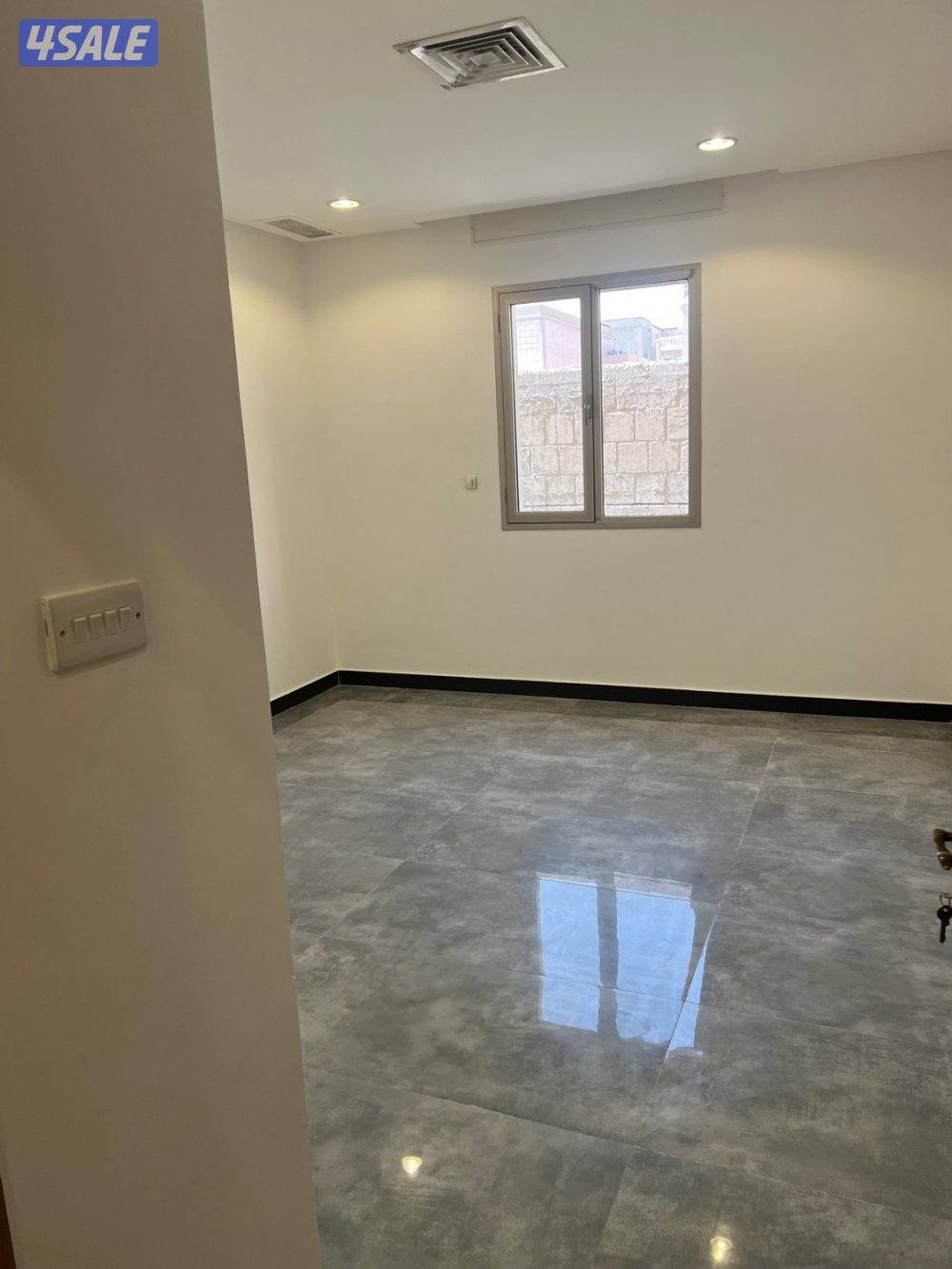 للايجار دور ارضي بالرقه قطعه1 والصباحيه وجابرالعلي3
