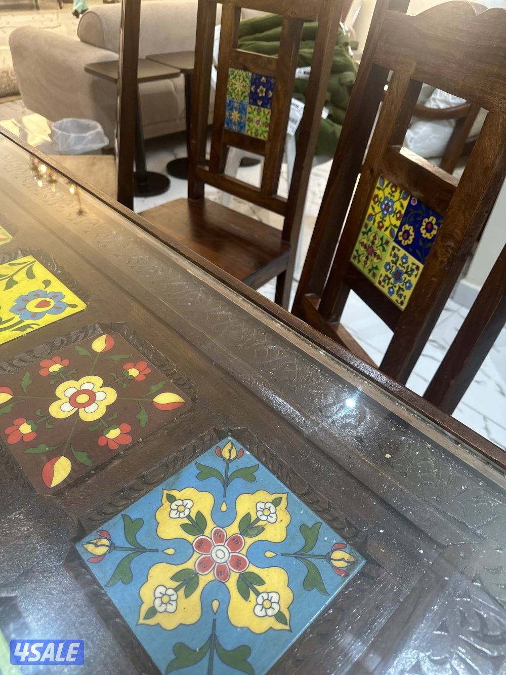 طاولة طعام وبوفيه خشب هندي فخم جدا قوي أصلي مع ٨ كراسي أنيقه مريحه3