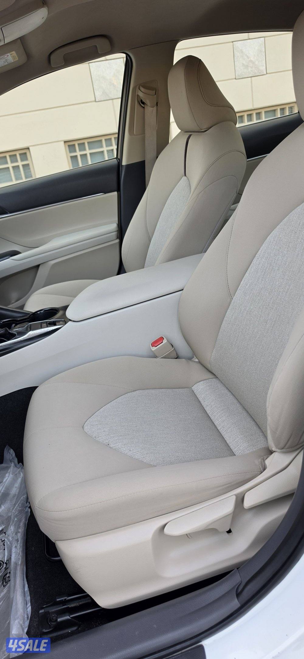 للبيع كامري LE موديل 2018 شرط الفحص5