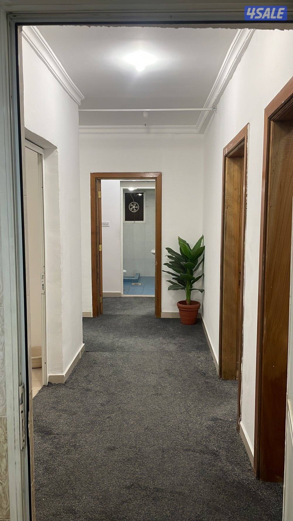 للإيجار شقق بإشبيلية ارضي وصباح الناصر وخيطان 4غرف وغرفة خادمهههه و5 غ5