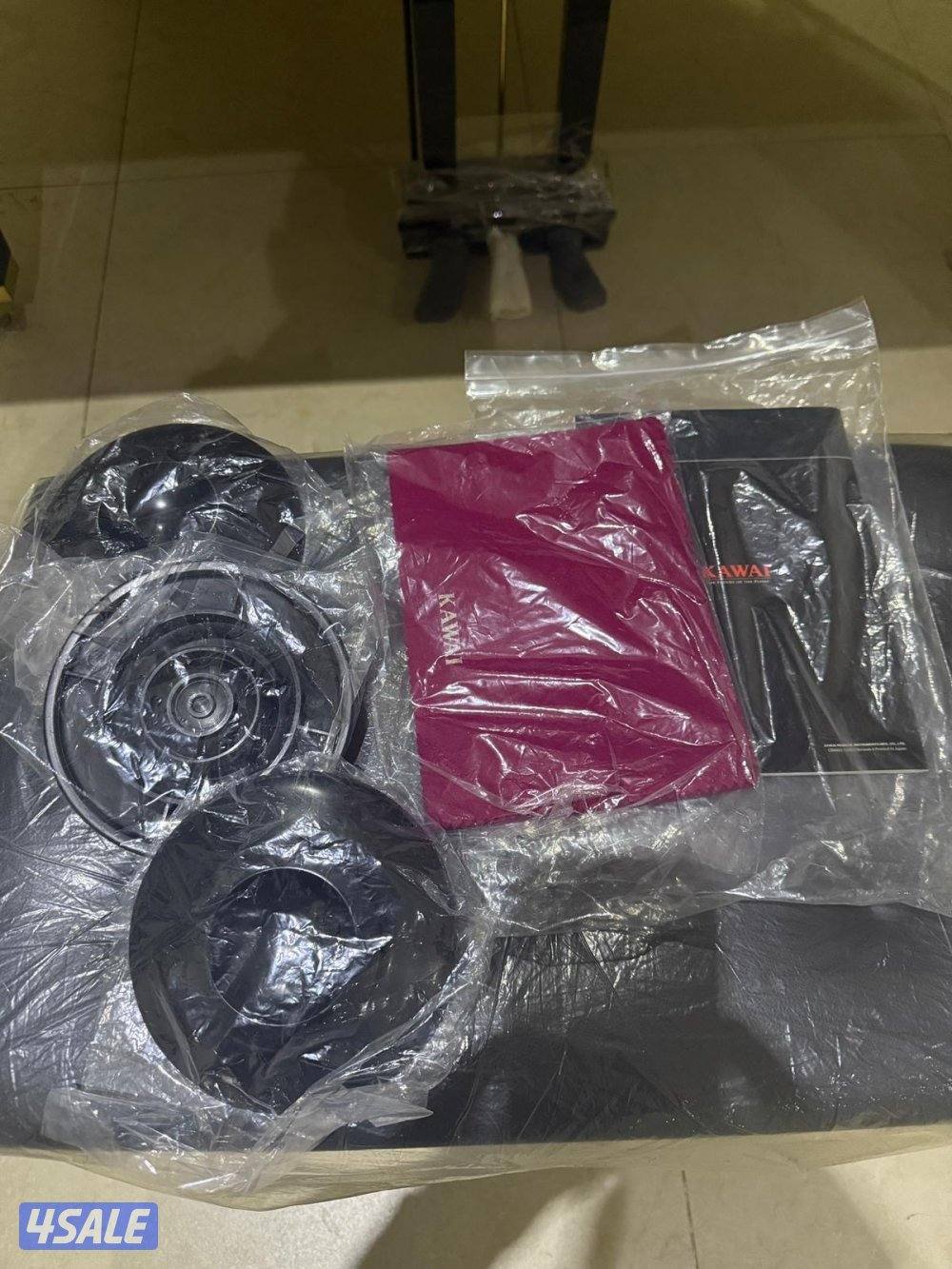 Grand piano بحاله المصنع1