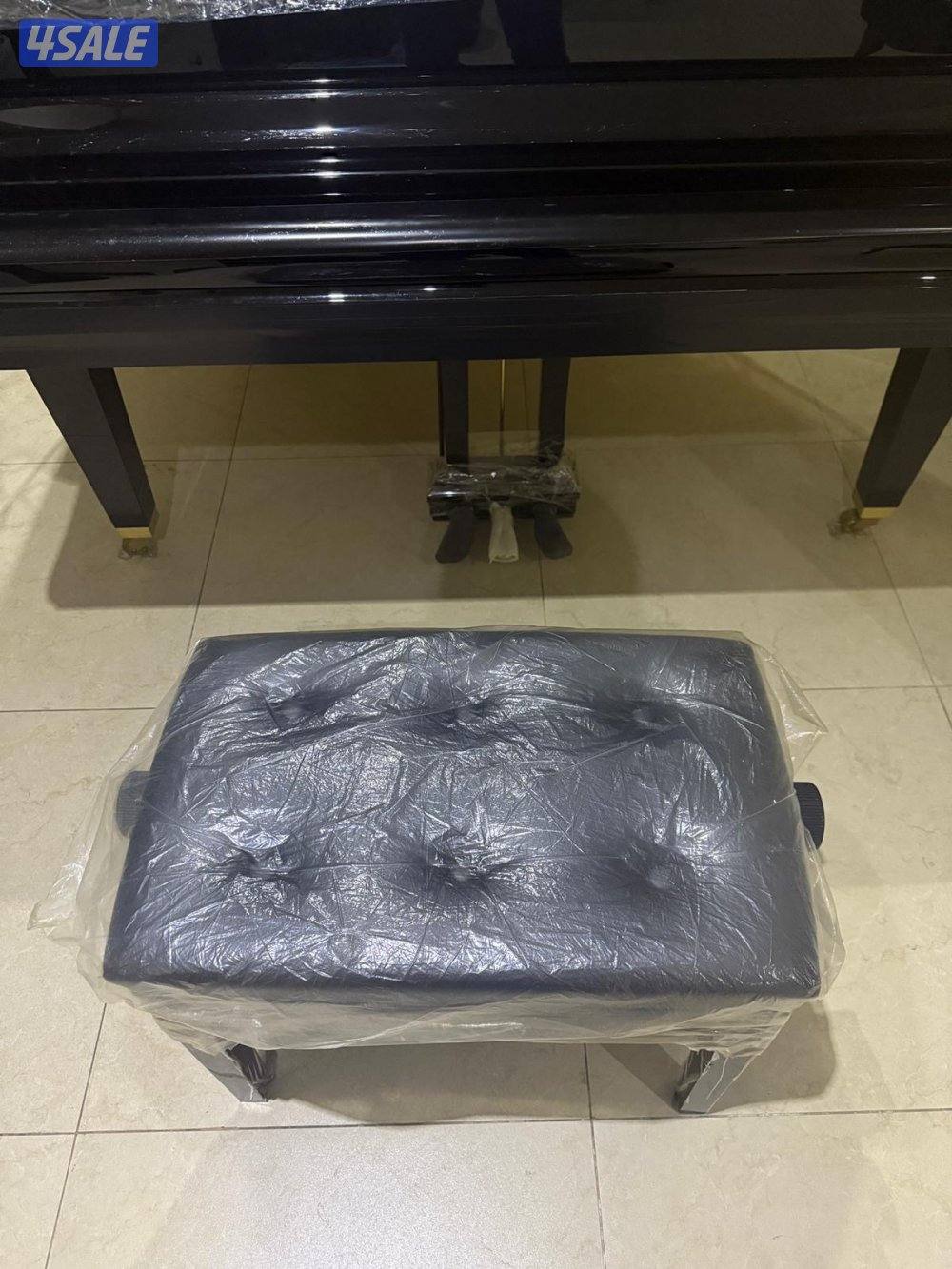 Grand piano بحاله المصنع8