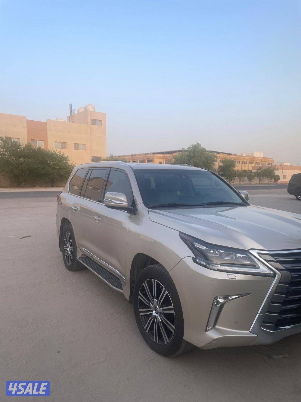 البيع جيب لكزس LX570 موديل 2018 الساير درجه اولي3
