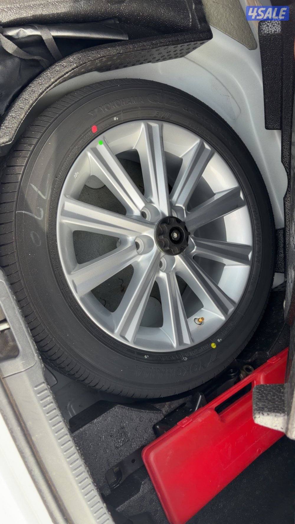 للبيع كامري كامل المواصفات  4 سلندر ماشيه 1673