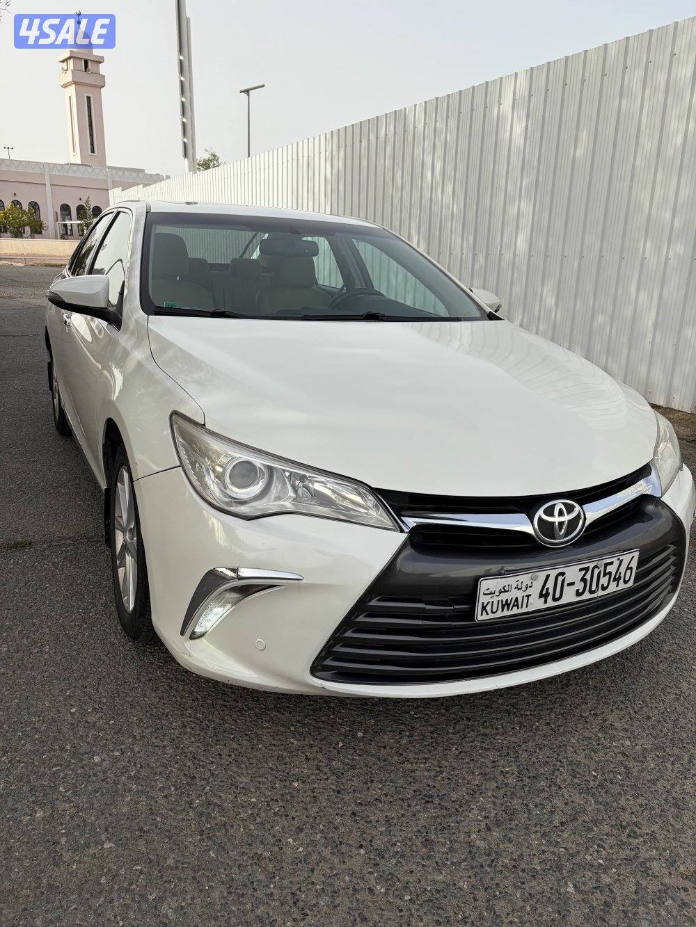 للبيع كامري كامل المواصفات  4 سلندر ماشيه 1676