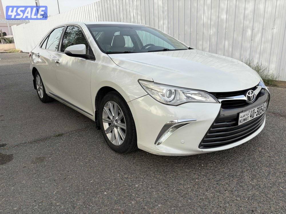 للبيع كامري كامل المواصفات  4 سلندر ماشيه 1677