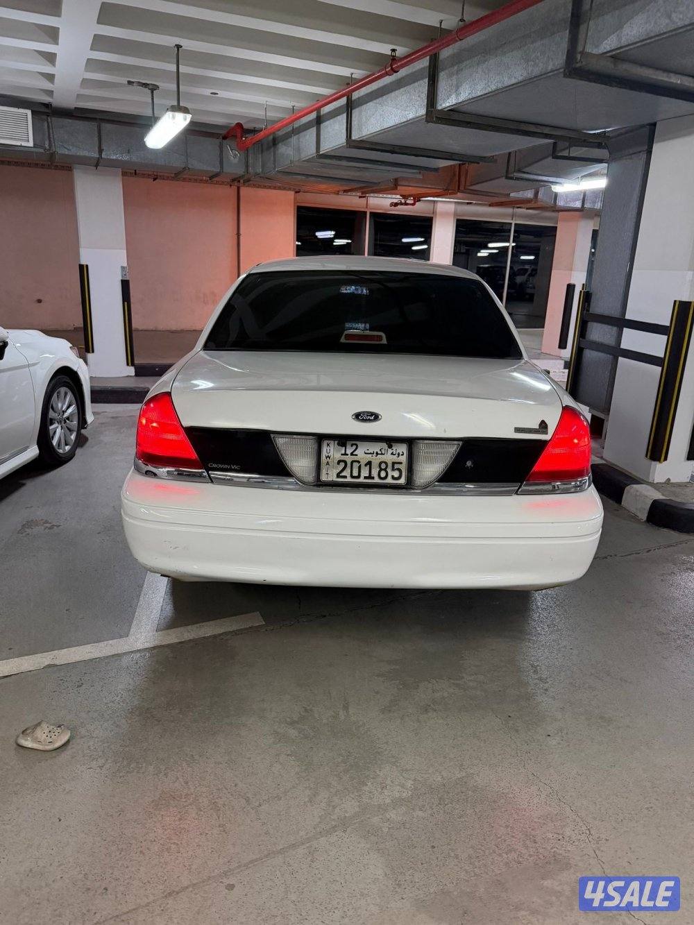 فورد فكتوريا ٢٠١٢ نضيف جداً ماشي ٢٧٠ الف موتر6