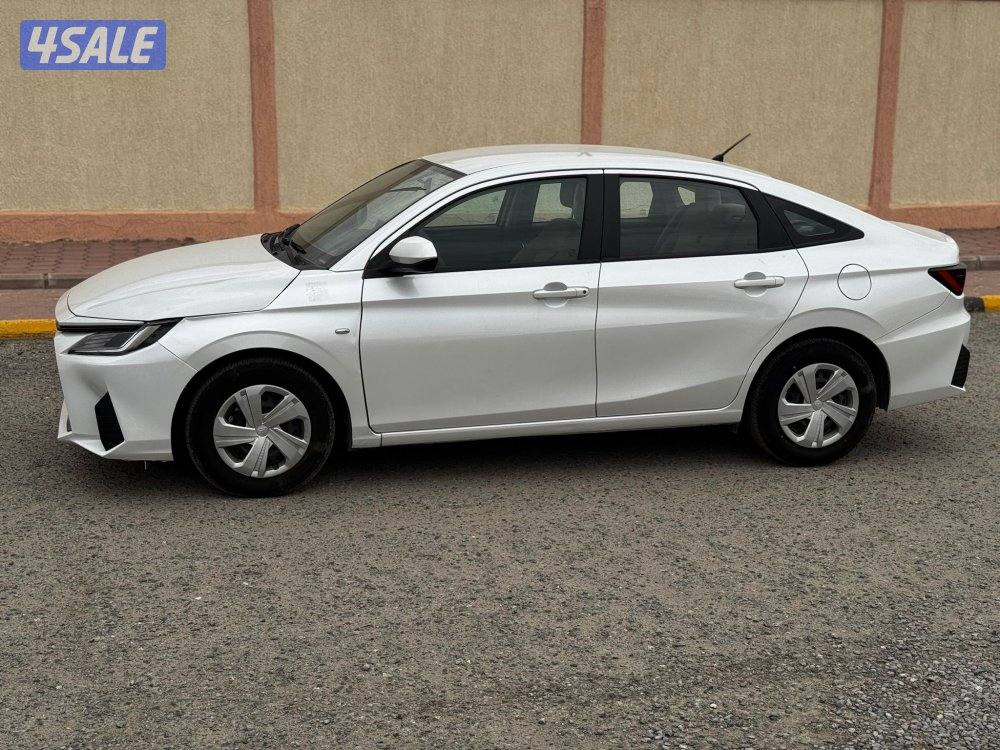 تويوتا يارس مديل ٢٤4