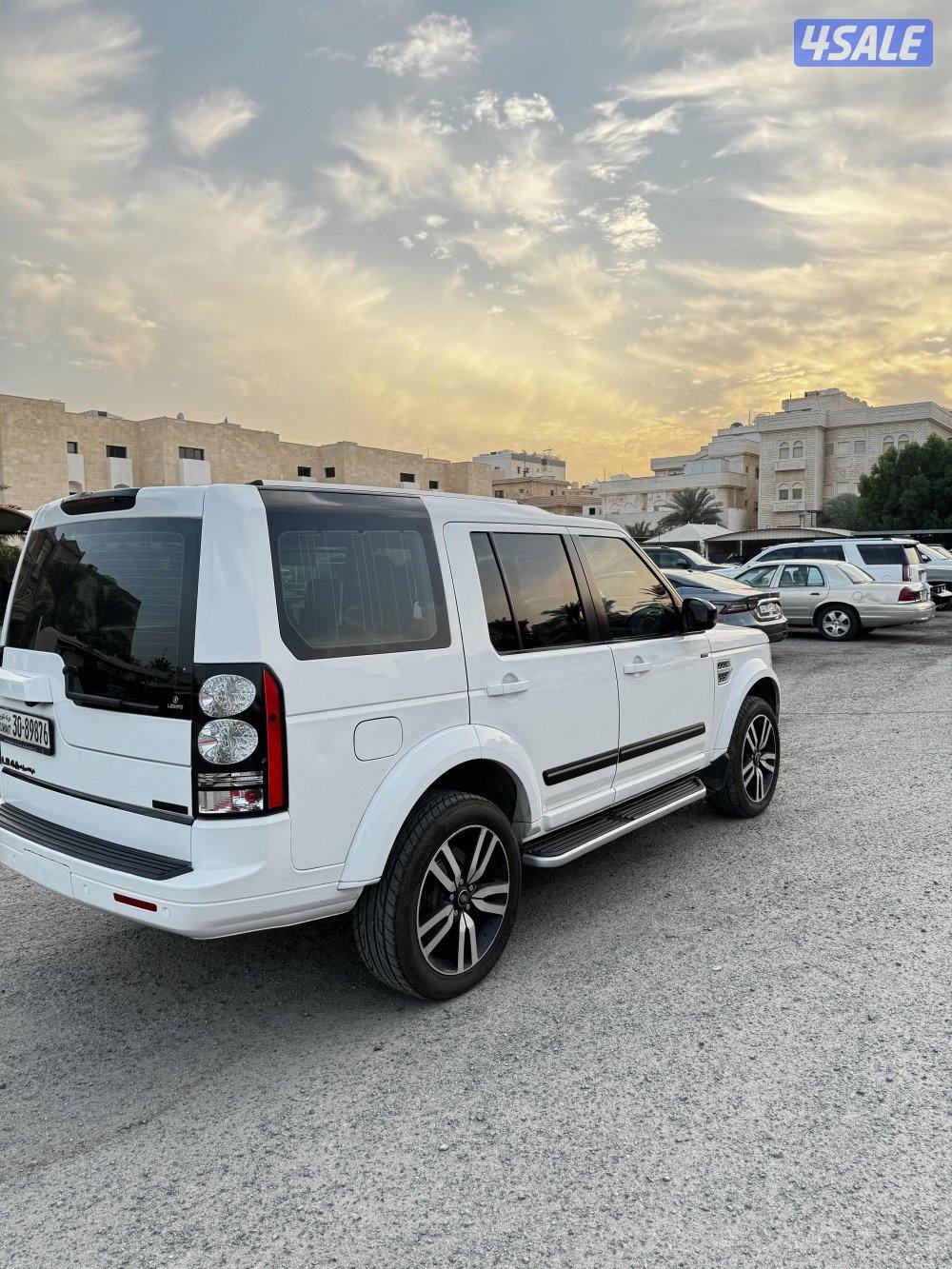 للبيع جيب دسكفري موديل 2015 ماشي1200004