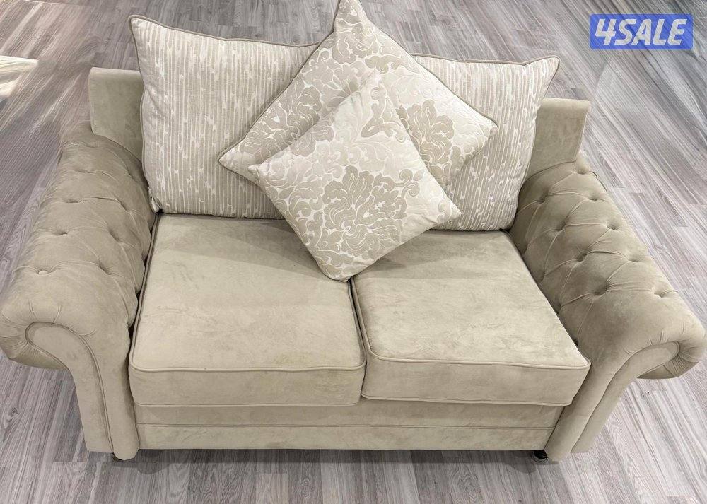 طقم كنب ٣ قطع - ١ كبيره و ٢ صغار0