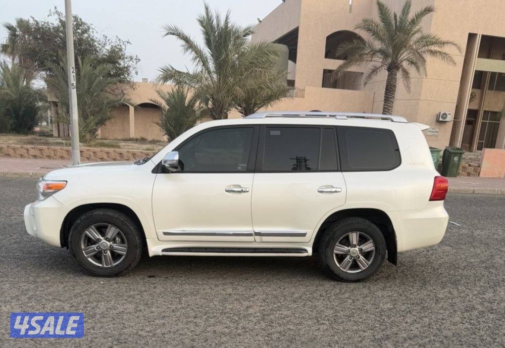 لاند كروزر gxr 2015 لميتد الساير2