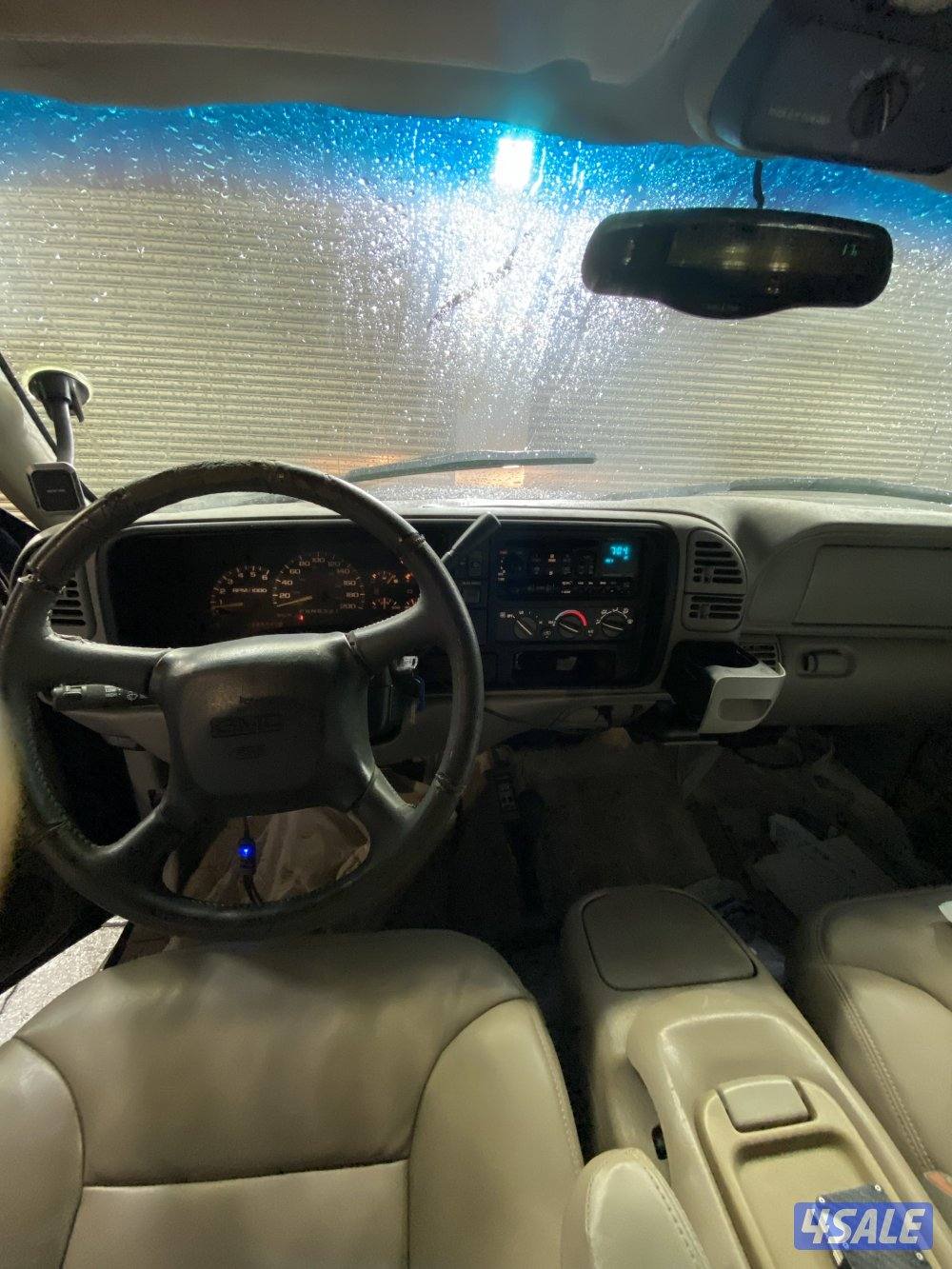 للبيع وليس للبدل يوكن جمس قصير دبل قير GMC YUKON 19982