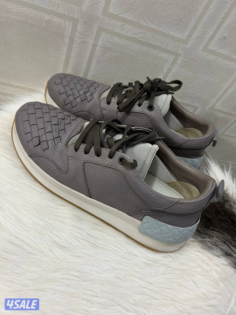 جوتي بوتيقا الاصلي يلبس مقاس ٤١2