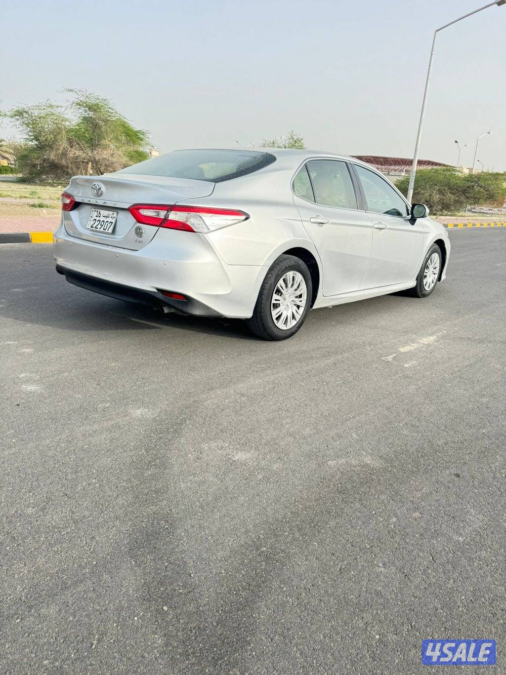 كامري 2018. ماشي 190 الف شرط الفحص  جير مكينه شاصي1