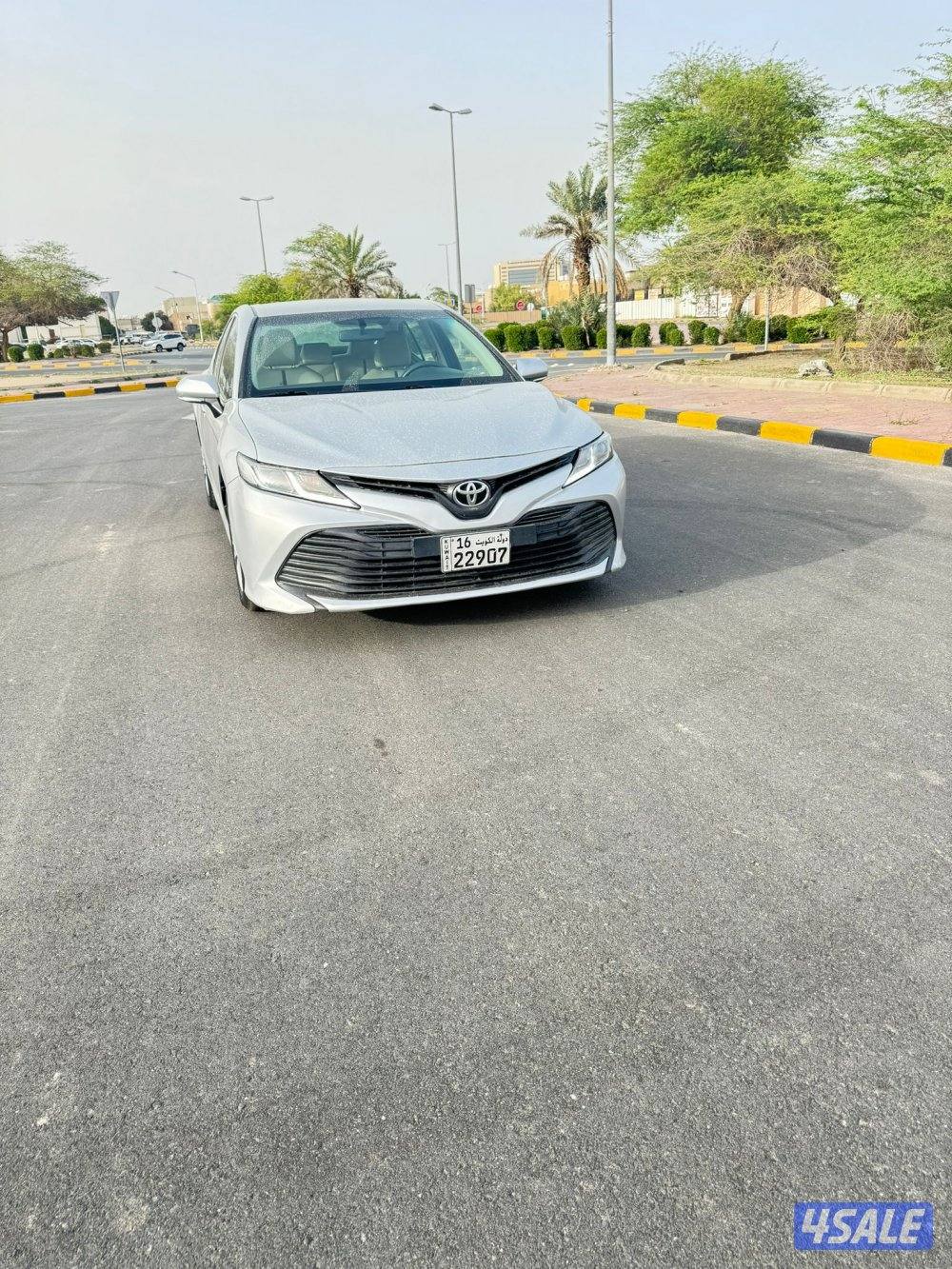 كامري 2018. ماشي 190 الف شرط الفحص  جير مكينه شاصي3
