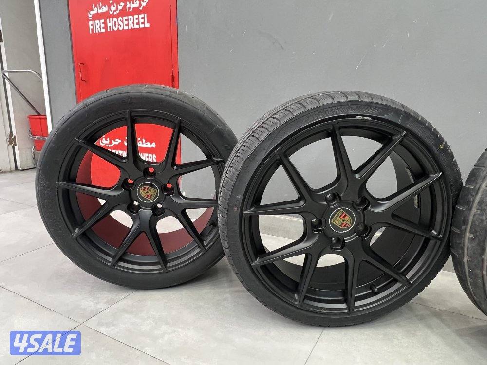 للبيع اربع رنجات بورش كاريرا تيربو2